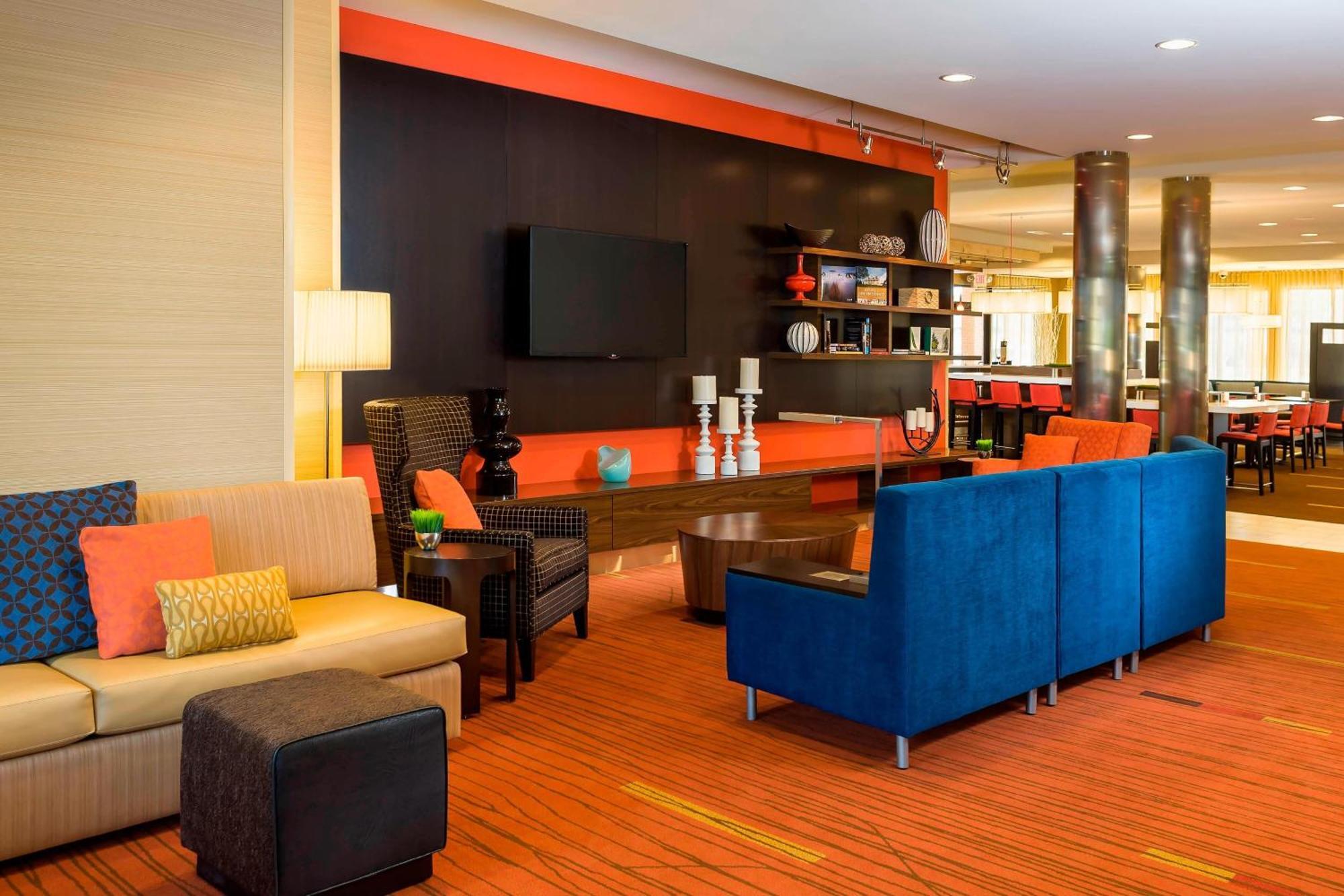 Courtyard By Marriott Kalamazoo Portage Buitenkant foto