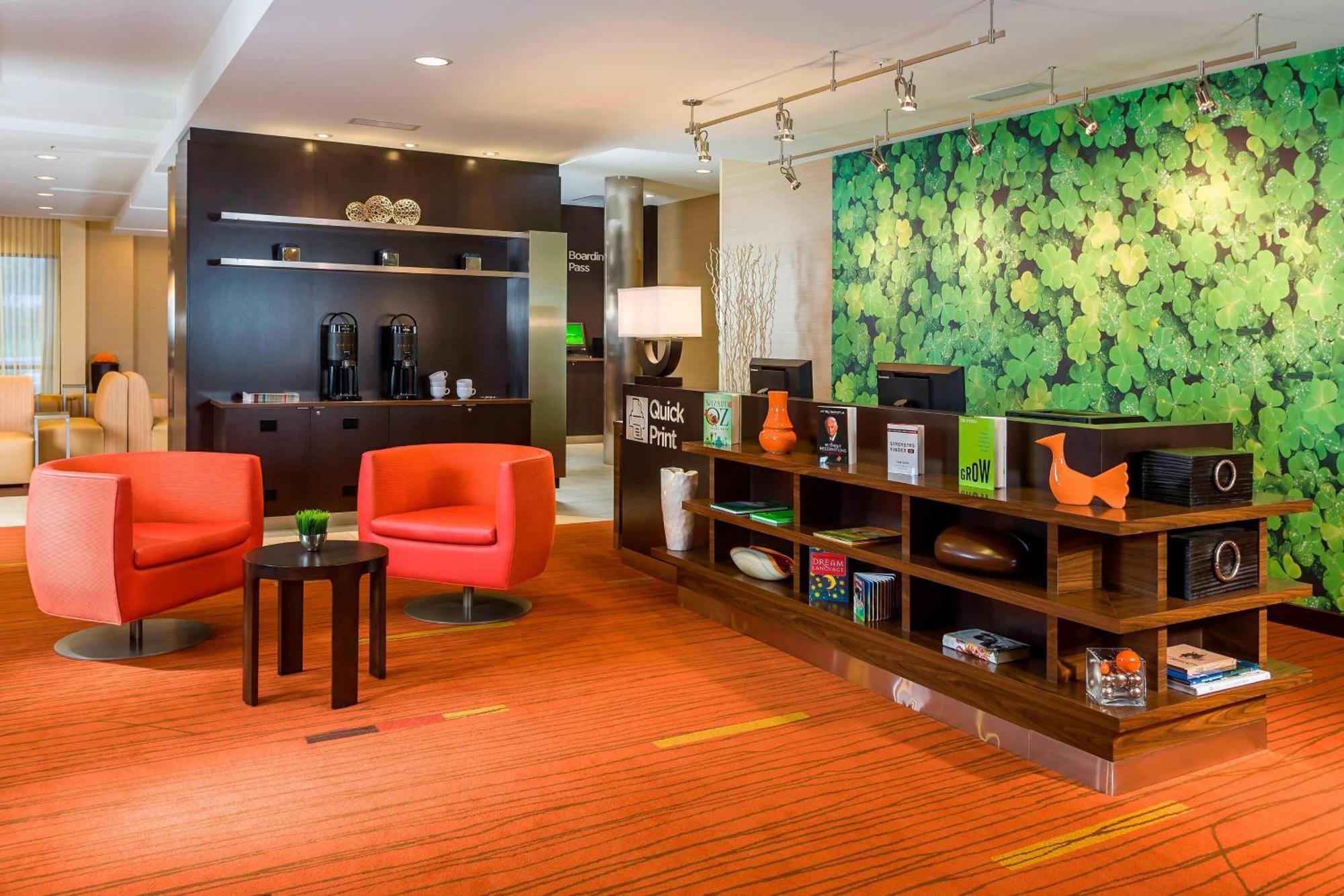 Courtyard By Marriott Kalamazoo Portage Buitenkant foto