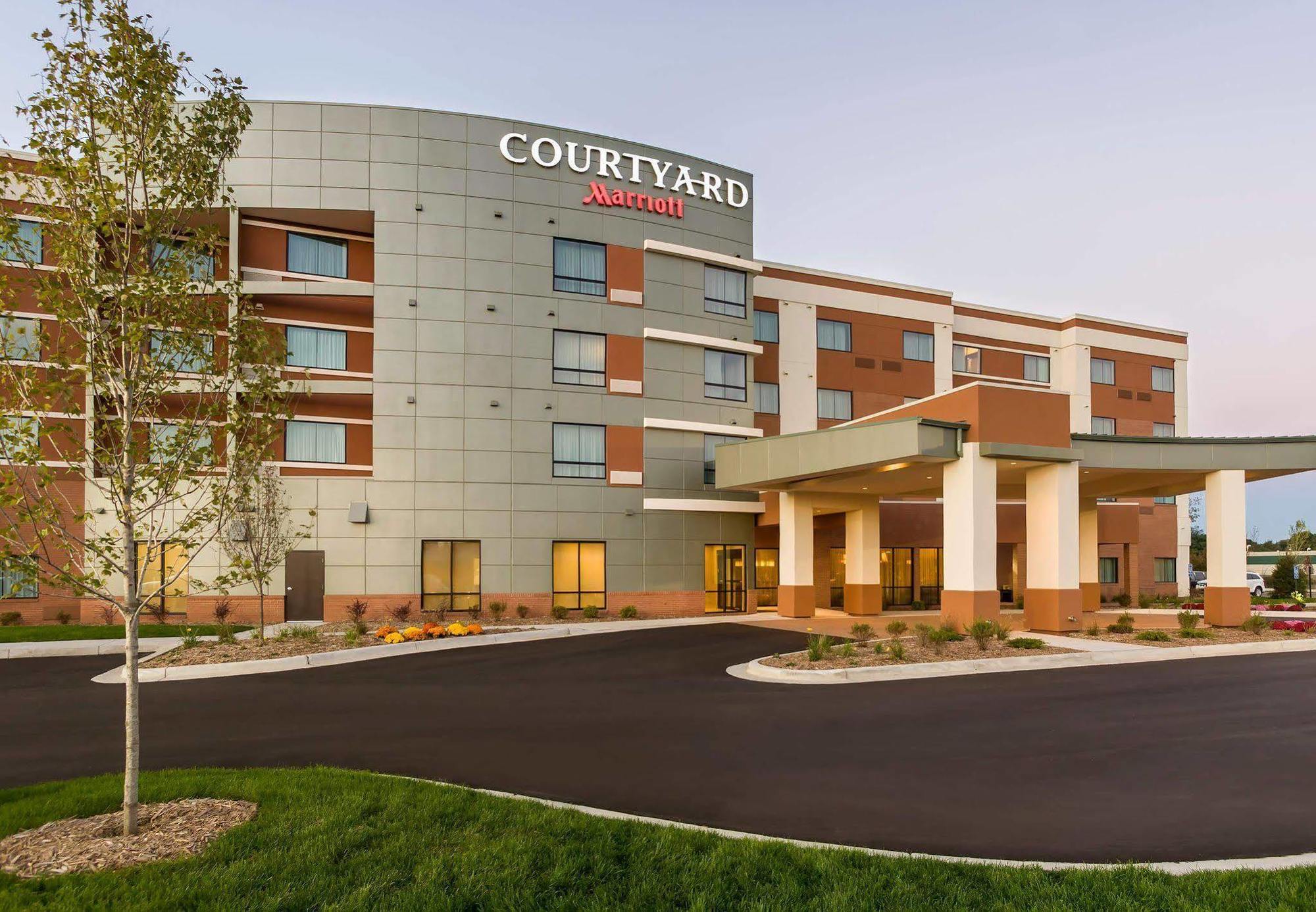 Courtyard By Marriott Kalamazoo Portage Buitenkant foto